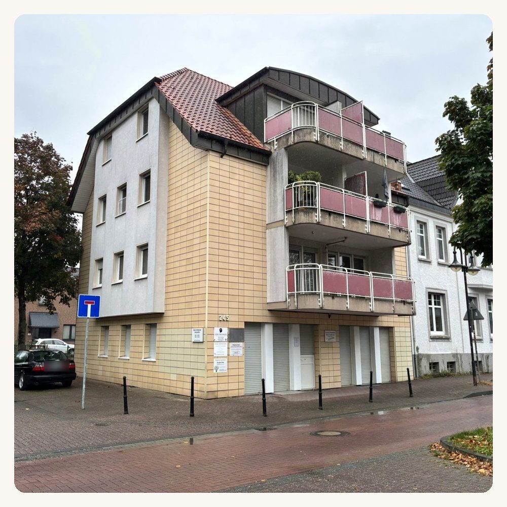 Außenansicht des Praxisgebäudes Kirchhellener Str. 245 in Bottrop